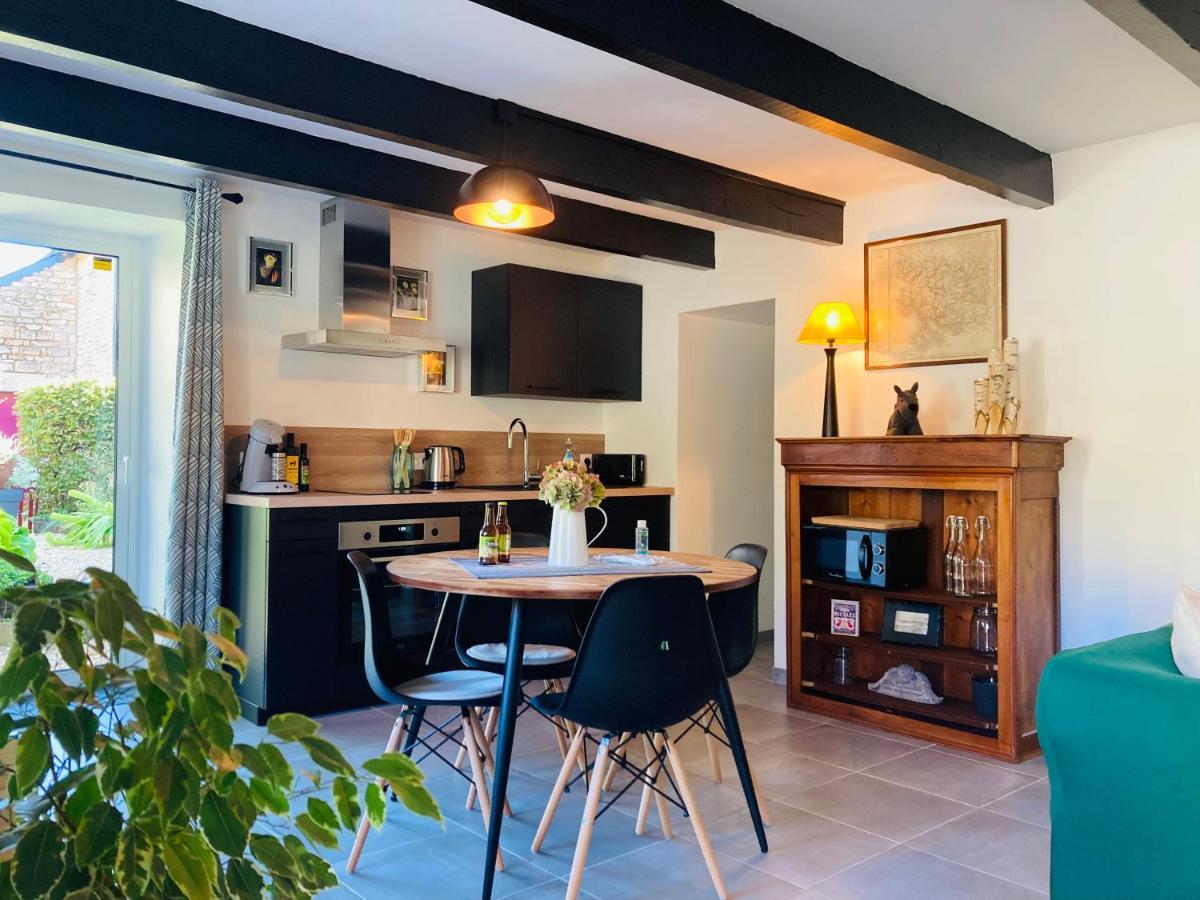 Quistinic Charmante Petite Maison Renovee מראה חיצוני תמונה